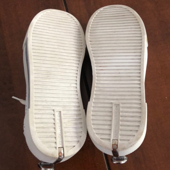 ❗️SOLD❗️Kendal + Kylie White Sneakers - Picture 5 of 7